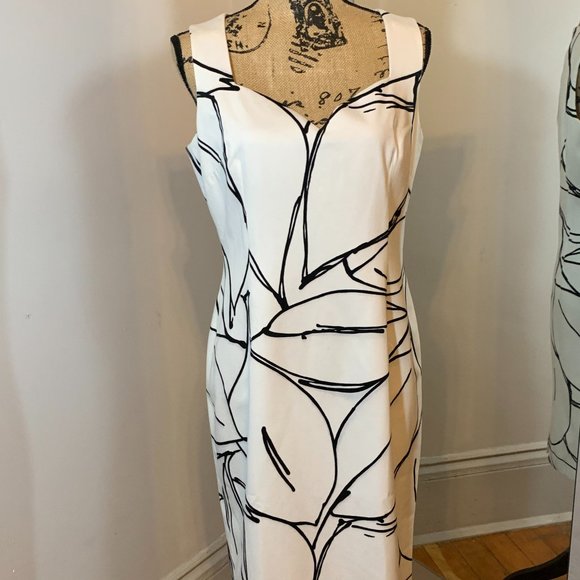 David Meister Dresses & Skirts - David Meister Sheath Dress